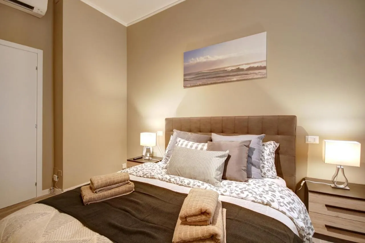 Milanrentals - Angelica Apartment  밀라노